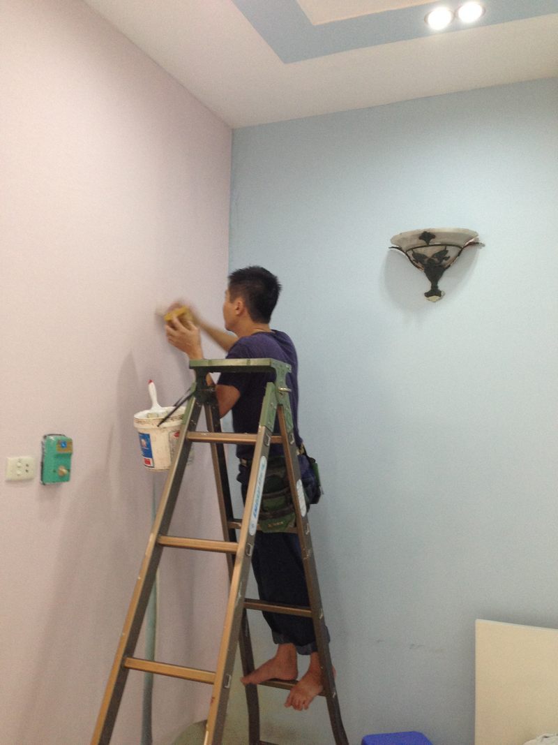 thi-cong-giay-dan-tuong-11-dai-co-viet (9)